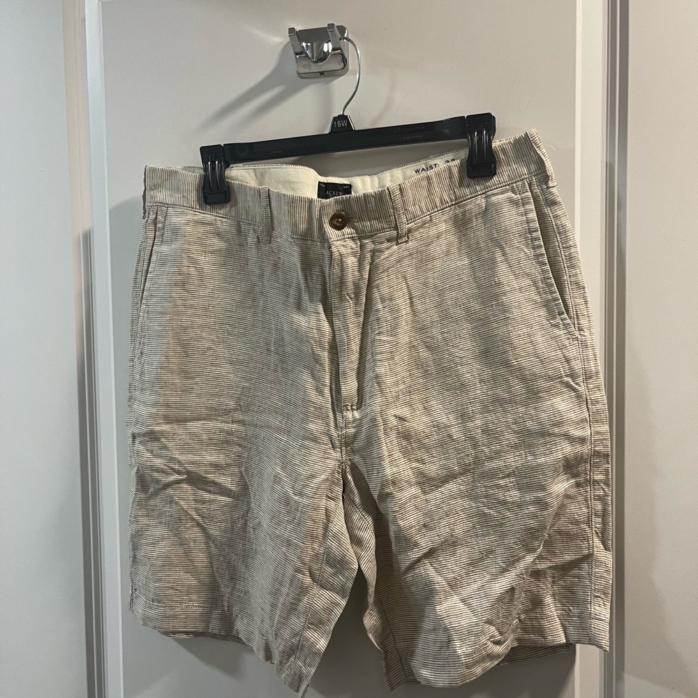 J. Crew Light Brown Flat Front Shorts 💯Linen